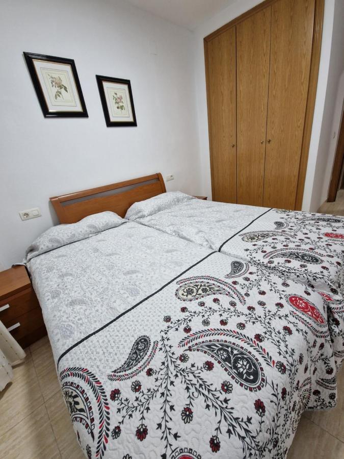 Schoene Ferienwohnung Ca. 350M Vom Strand Entfernt Оропеса-дель-Мар Экстерьер фото